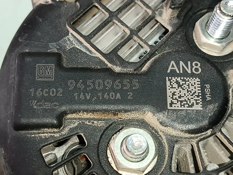 Recambio de alternador para opel mokka excellence referencia OEM IAM 94509655  140A