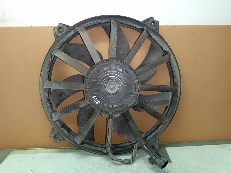 Recambio de electroventilador para peugeot 308 sport referencia OEM IAM 1049874716  VALEO