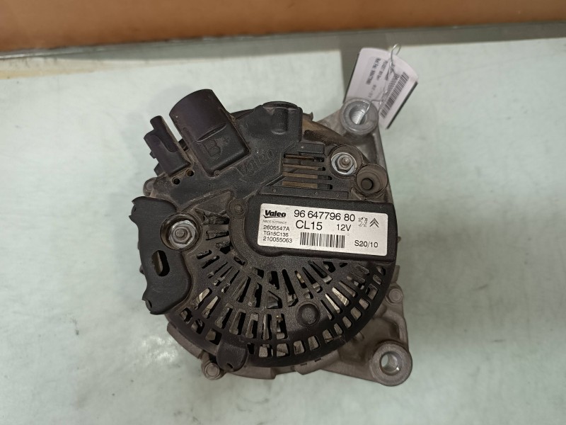 Recambio de alternador para peugeot 308 sport referencia OEM IAM 9664779680 VALEO 