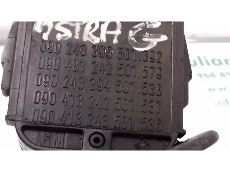 Recambio de mando limpia para opel astra g berlina comfort referencia OEM IAM 090243395 090481242 090243394