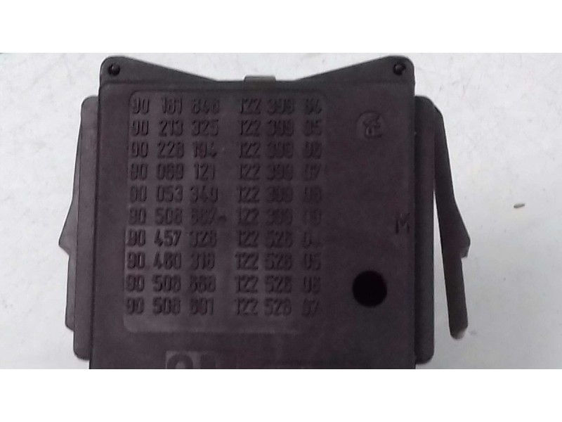 Recambio de mando intermitentes para opel vectra b berlina básico (1999) referencia OEM IAM 90181846 12239904 90213325