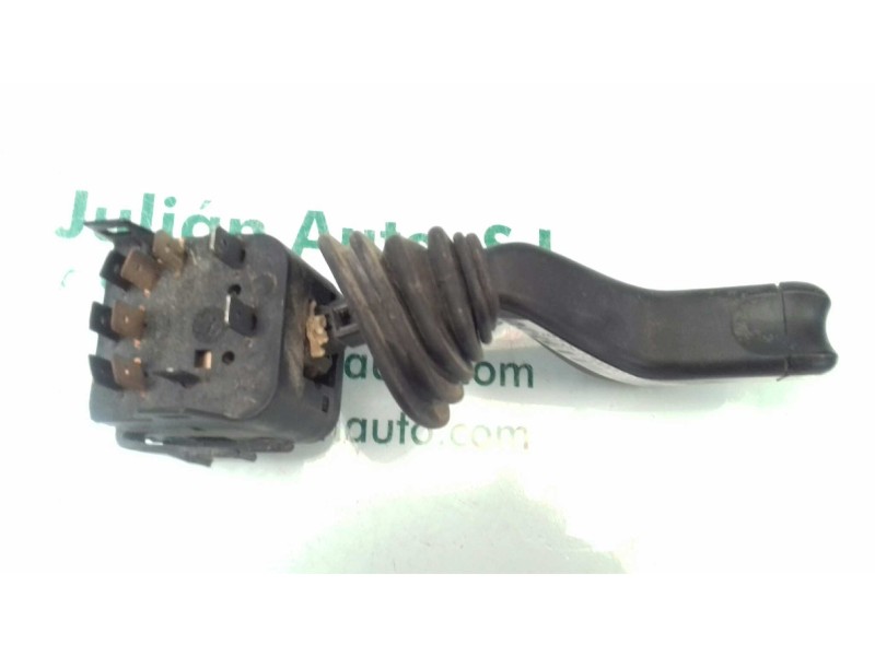 Recambio de mando intermitentes para opel astra f berlina eurocopa referencia OEM IAM 90181846 12239904 90213325