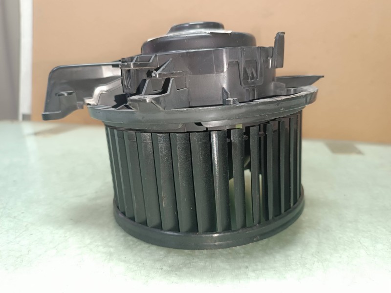 Recambio de ventilador calefaccion para opel mokka excellence referencia OEM IAM T63029A 3029CI VALEO