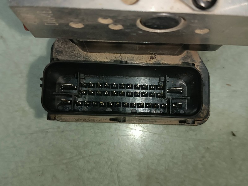 Recambio de abs para opel mokka excellence referencia OEM IAM 688250455 42403007 01090928AAA