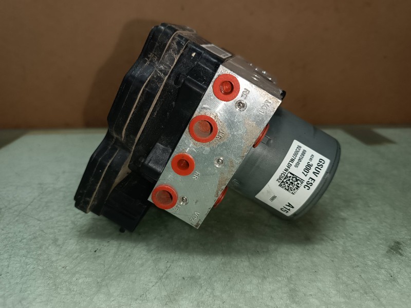 Recambio de abs para opel mokka excellence referencia OEM IAM 688250455 42403007 01090928AAA