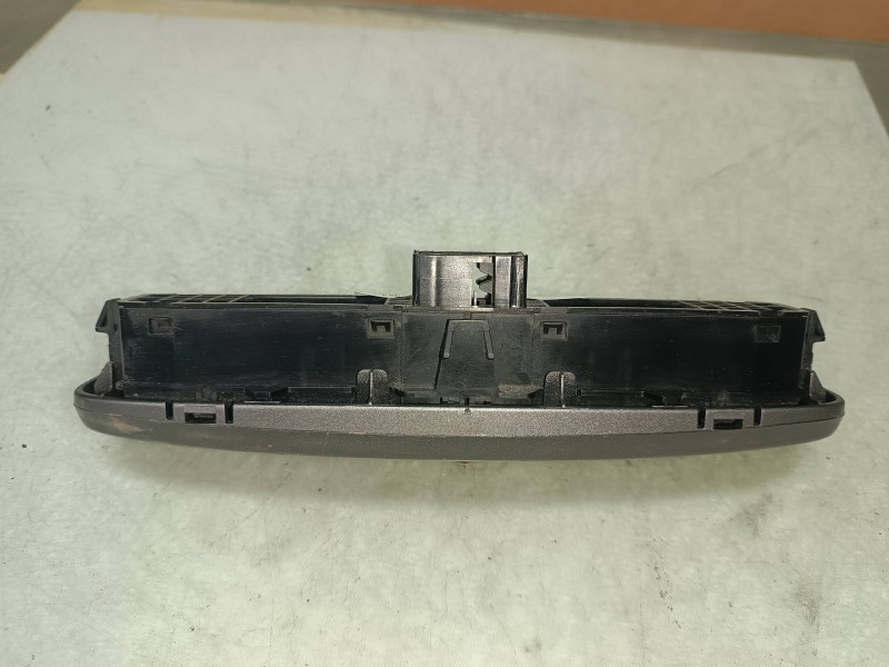 Recambio de warning para peugeot 308 sport referencia OEM IAM 9659215177  