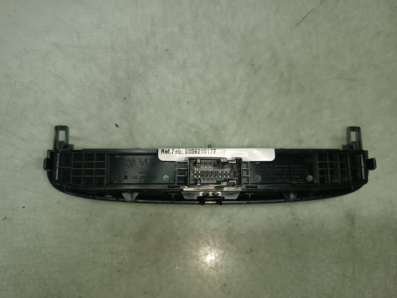 Recambio de warning para peugeot 308 sport referencia OEM IAM 9659215177  