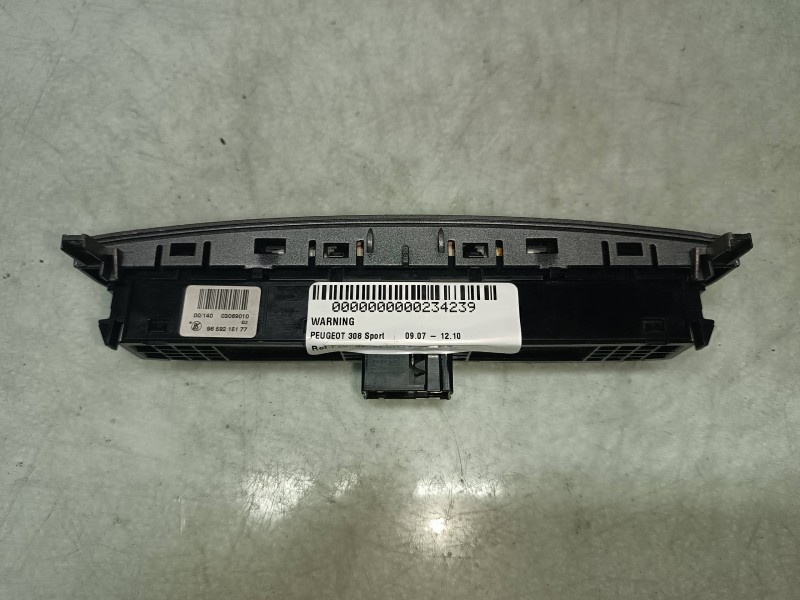 Recambio de warning para peugeot 308 sport referencia OEM IAM 9659215177  