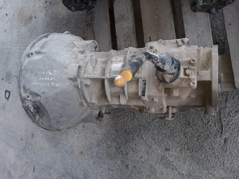 Recambio de caja cambios para chrysler jeep cherokee (j) 2.5 td referencia OEM IAM 52109021AB  5 VELOCIDADES