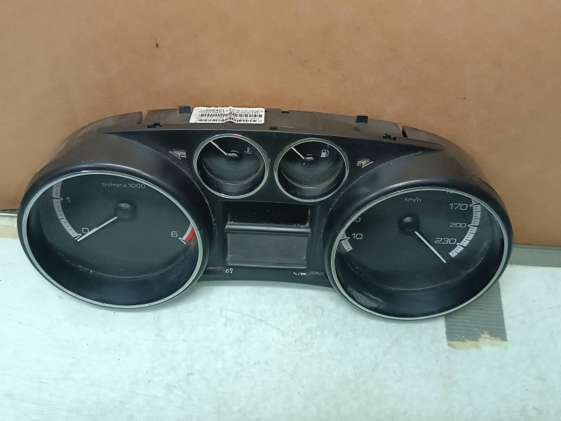 Recambio de cuadro instrumentos para peugeot 308 sport referencia OEM IAM 9666642180  