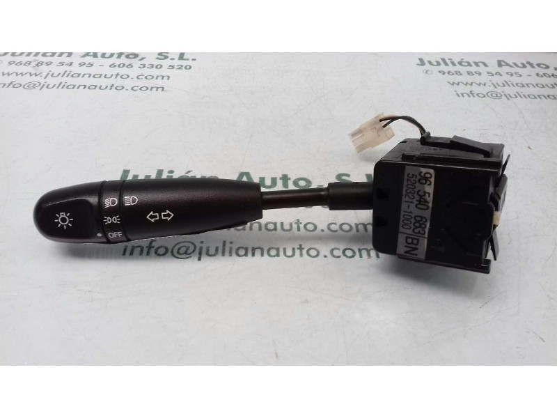 Recambio de mando luces para chevrolet kalos 1.4 se referencia OEM IAM 96540683 520321 