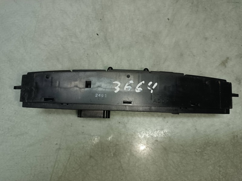 Recambio de warning para chrysler voyager (rg) 2.5 crd lx referencia OEM IAM 04685925AA 74677464 