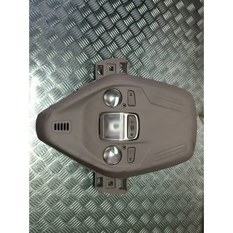 Recambio de luz interior para citroen c4 picasso feel referencia OEM IAM 9678124177 9678124077 9678124477