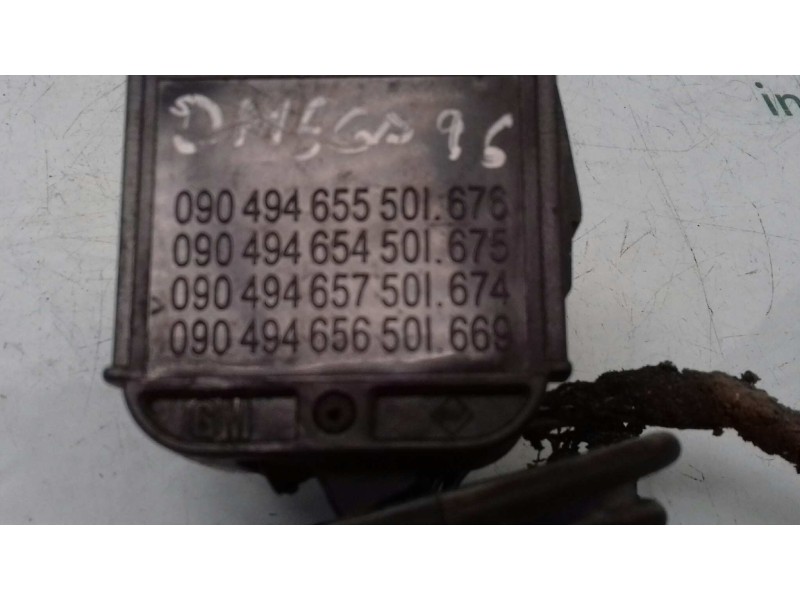 Recambio de mando limpia para opel omega b básico berlina referencia OEM IAM 090494655501 090494654 090494657