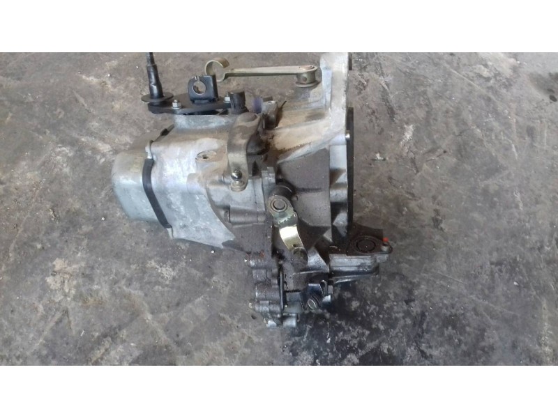 Recambio de caja cambios para peugeot 206 berlina xs-line referencia OEM IAM 20CP81  5 VELOCIDADES