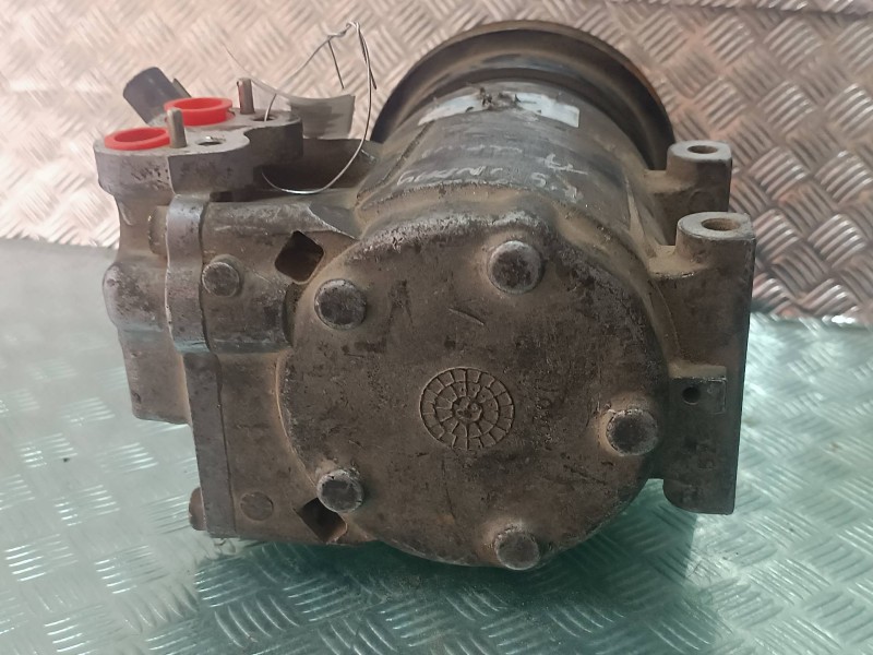 Recambio de compresor aire acondicionado para hyundai accent (lc) crdi gl referencia OEM IAM  FD46XG HALLE - HCC