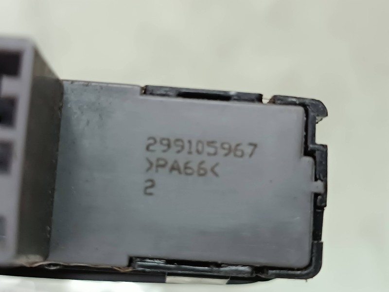 Recambio de interruptor para opel mokka excellence referencia OEM IAM 299105967  CONECTOR10 PINES