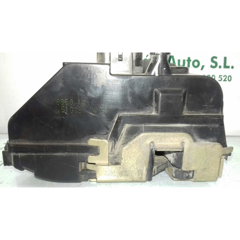 Recambio de cerradura puerta delantera izquierda para renault megane ii berlina 3p confort authentique referencia OEM IAM 086016