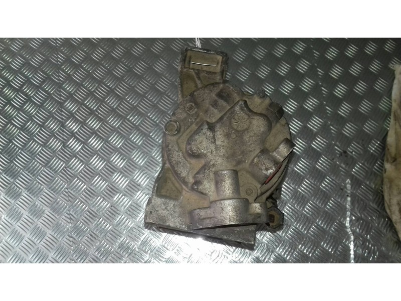 Recambio de compresor aire acondicionado para nissan primera berlina (p12) acenta referencia OEM IAM 92600BN301  CALSONIC