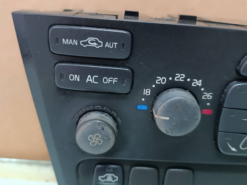 Recambio de mando calefaccion / aire acondicionado para volvo s60 berlina 2.4 d referencia OEM IAM 8691876  