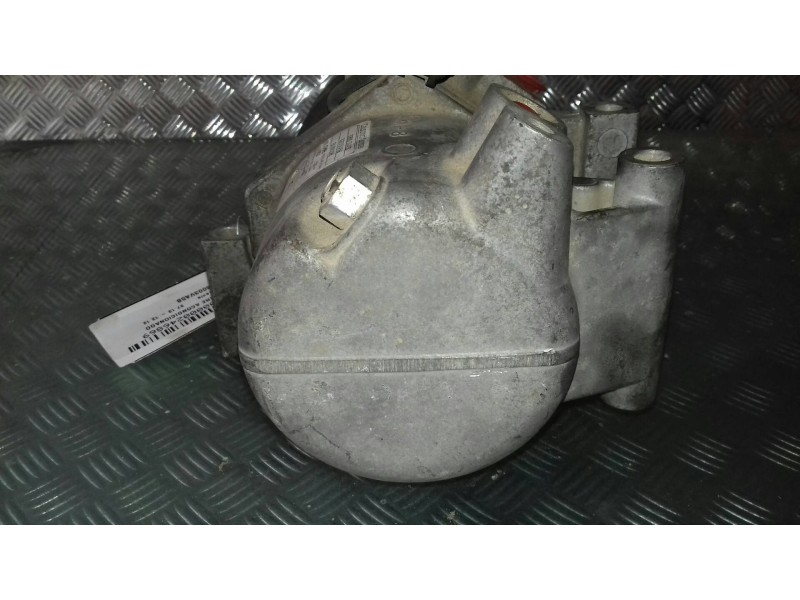 Recambio de compresor aire acondicionado para nissan note acenta referencia OEM IAM 926003VA5B CR08B CALSONIC