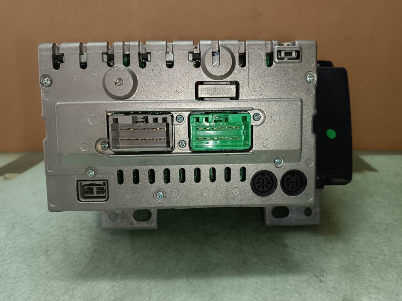 Recambio de sistema audio / radio cd para volvo s60 berlina 2.4 d referencia OEM IAM 306576371 9491792 9491217