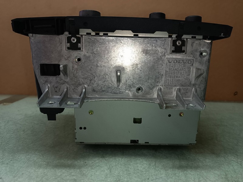 Recambio de sistema audio / radio cd para volvo s60 berlina 2.4 d referencia OEM IAM 306576371 9491792 9491217