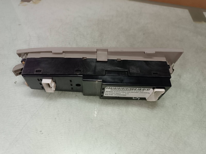 Recambio de mando elevalunas delantero izquierdo para kia opirus básico referencia OEM IAM 612W20650  