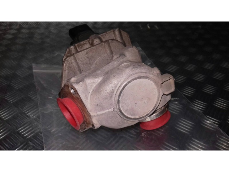 Recambio de valvula egr para ford focus lim. (cb4) titanium referencia OEM IAM 9685640480 216046799 VALEO