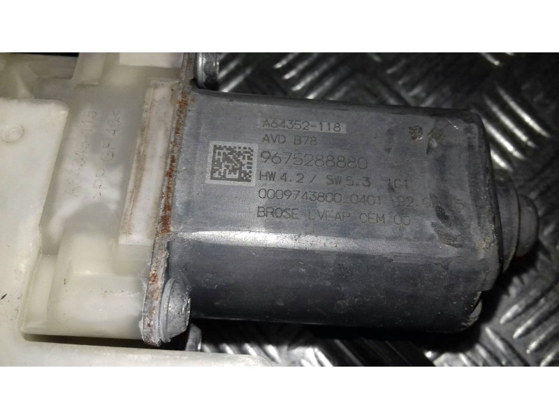 Recambio de elevalunas delantero derecho para citroen c4 picasso feel referencia OEM IAM 9675924680 C06447200 ELECTRICO