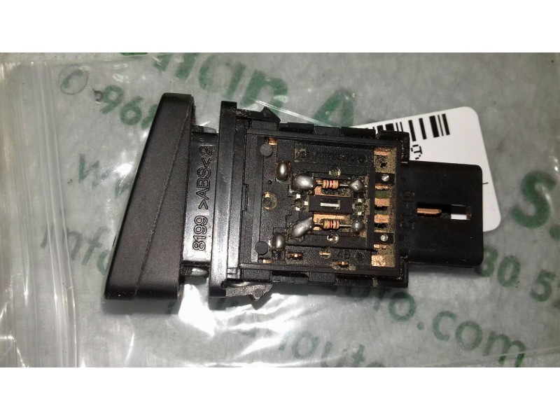 Recambio de interruptor para hyundai tucson (jm) 2.0 crdi comfort referencia OEM IAM 025917774970 4+2 PINES ANTINIEBLAS