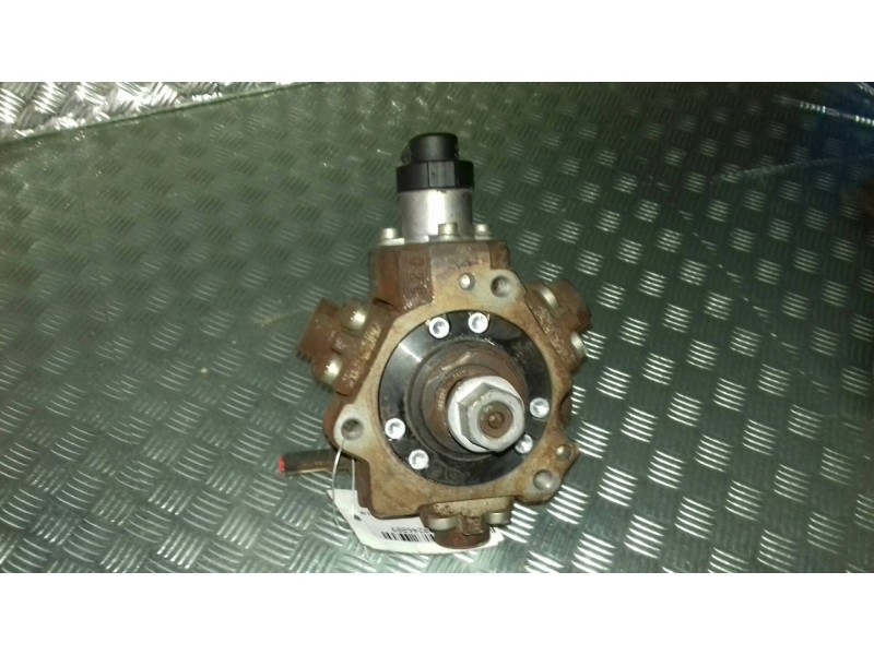 Recambio de bomba inyeccion para ford focus lim. (cb4) titanium referencia OEM IAM 9683703780A 0445010102 BOSCH