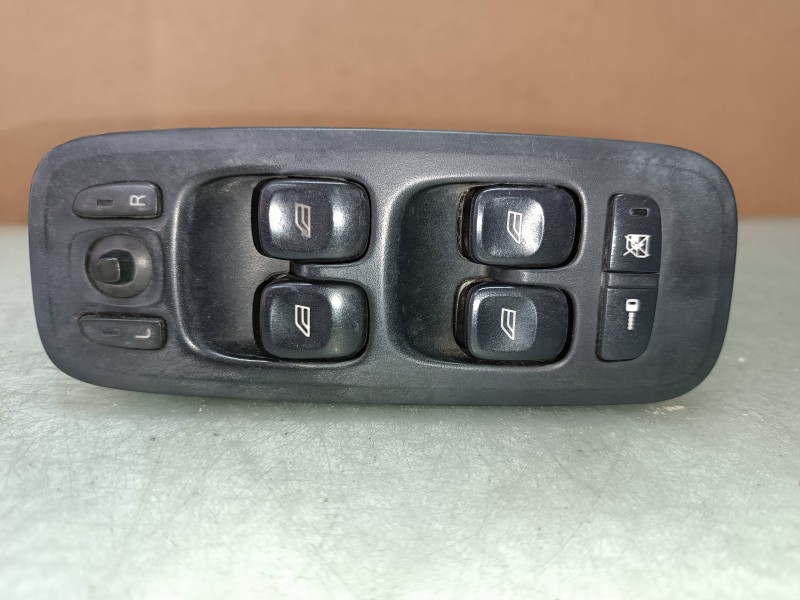 Recambio de mando elevalunas delantero izquierdo para volvo s60 berlina 2.4 d referencia OEM IAM 09193383  