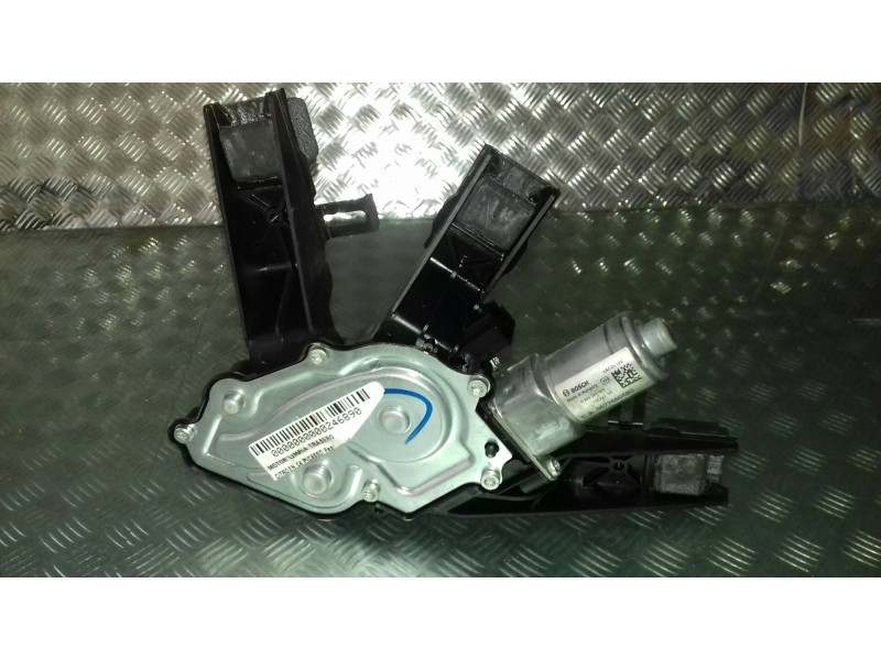 Recambio de motor limpia trasero para citroen c4 picasso feel referencia OEM IAM 9677680580 0390208008 BOSCH