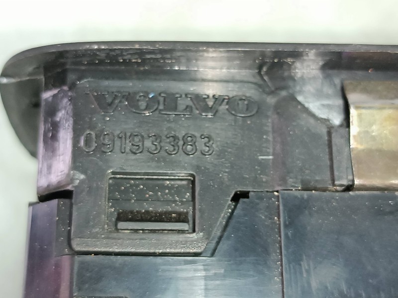 Recambio de mando elevalunas delantero izquierdo para volvo s60 berlina 2.4 d referencia OEM IAM 09193383  