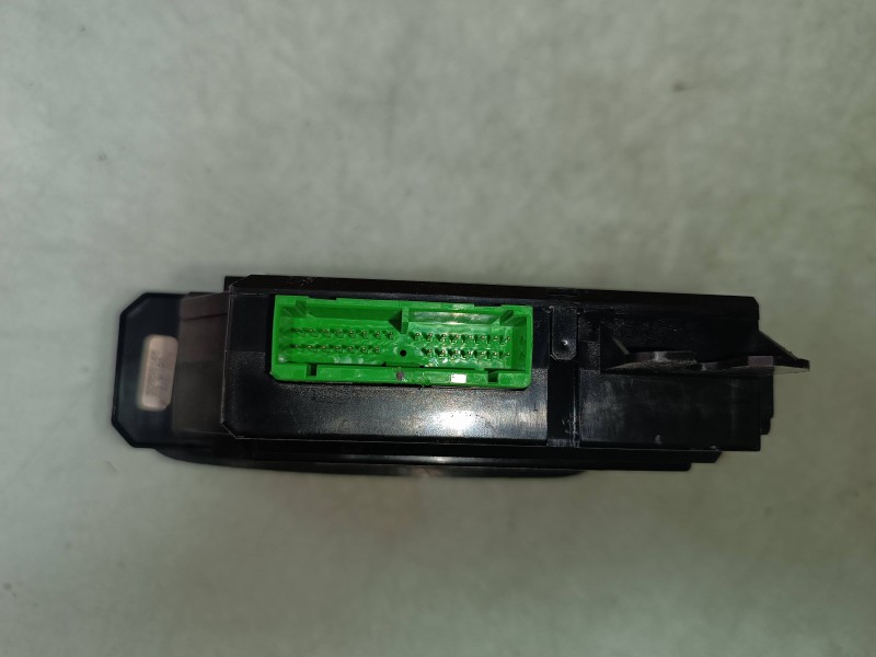 Recambio de mando elevalunas delantero izquierdo para volvo s60 berlina 2.4 d referencia OEM IAM 09193383  