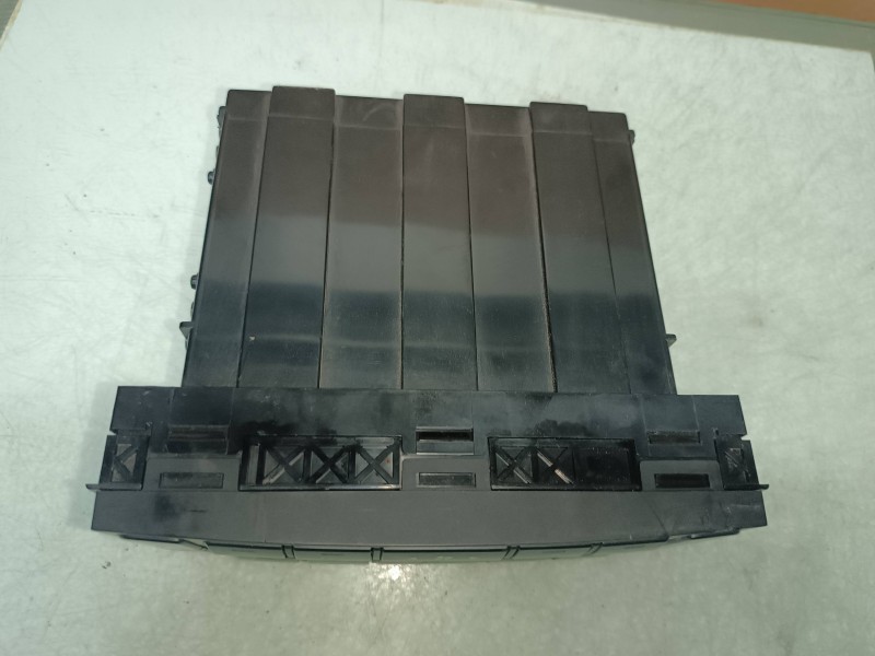 Recambio de mando climatizador para kia opirus básico referencia OEM IAM 3F50AD2064  