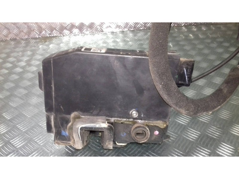 Recambio de cerradura puerta trasera izquierda para citroen c4 picasso feel referencia OEM IAM 981031088  