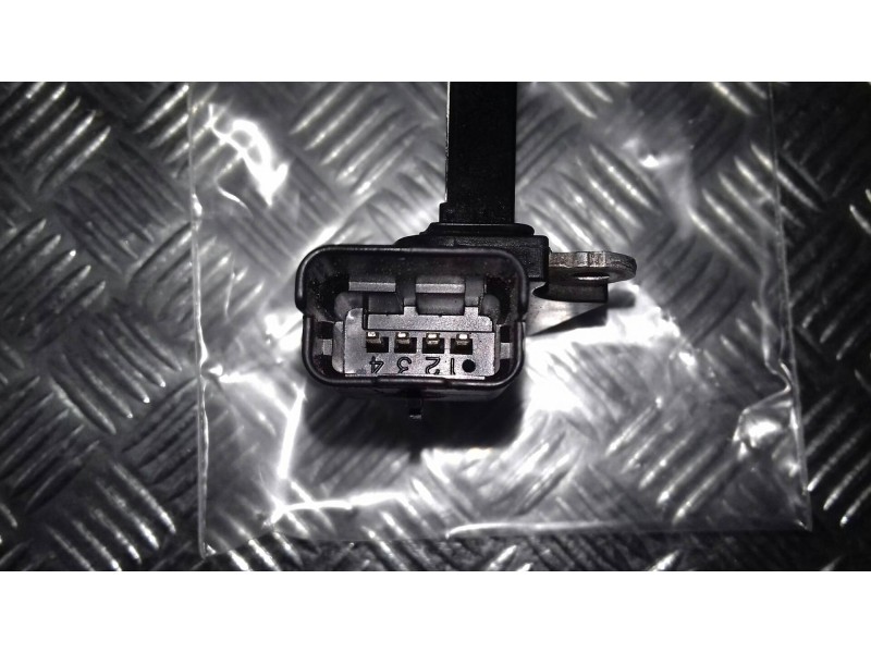 Recambio de caudalimetro para citroen c4 picasso feel referencia OEM IAM 967709308001 CONECTOR 4 PINES HITACHI