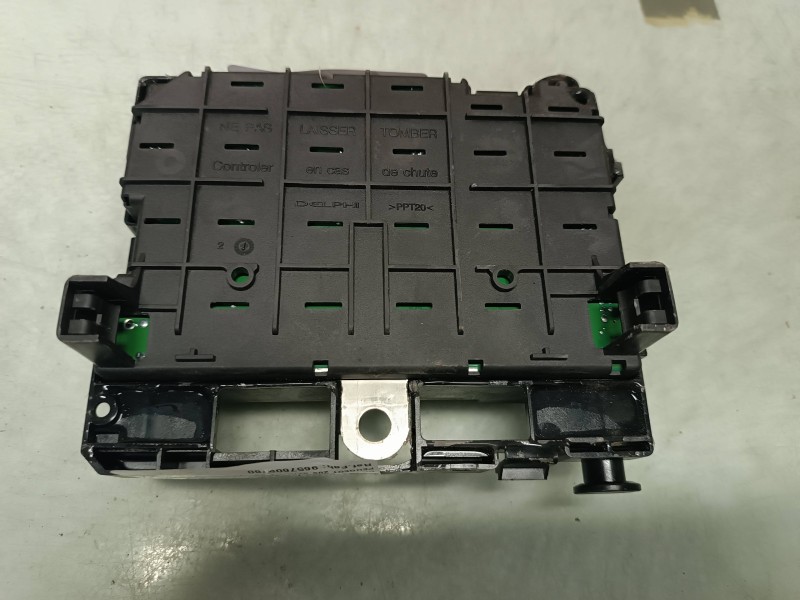 Recambio de caja reles / fusibles para peugeot 206 berlina xs-line referencia OEM IAM 9657608780 BSM B3 DELPHI