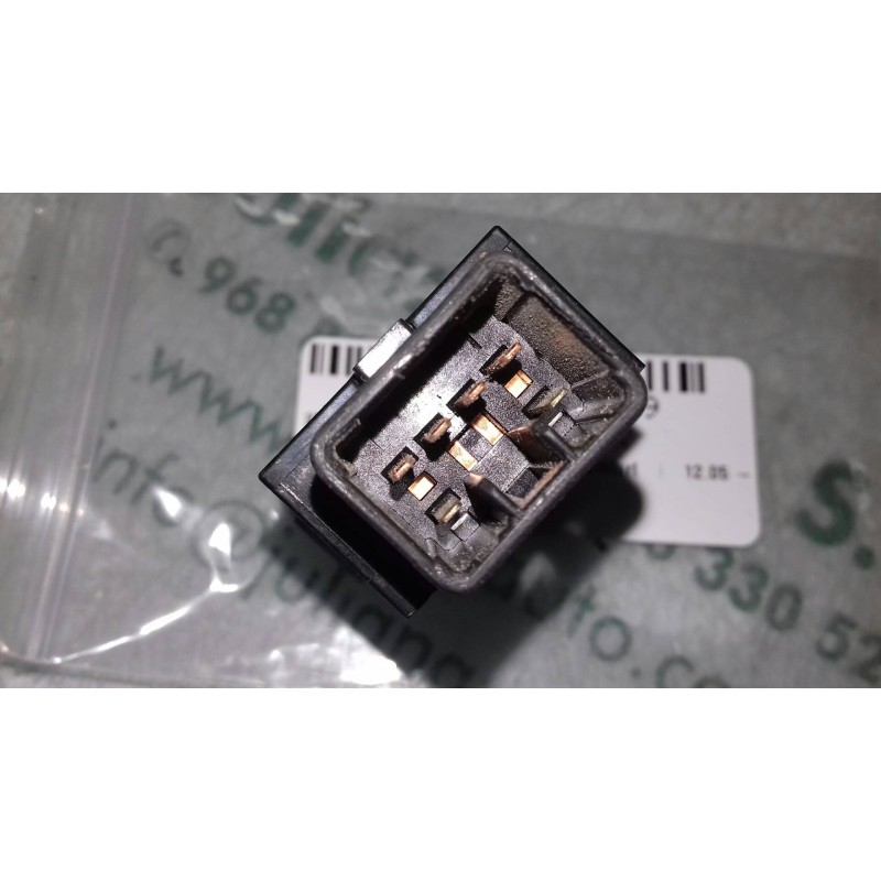 Recambio de interruptor para hyundai tucson (jm) 2.0 crdi comfort referencia OEM IAM 025917774970 4+2 PINES ANTINIEBLAS