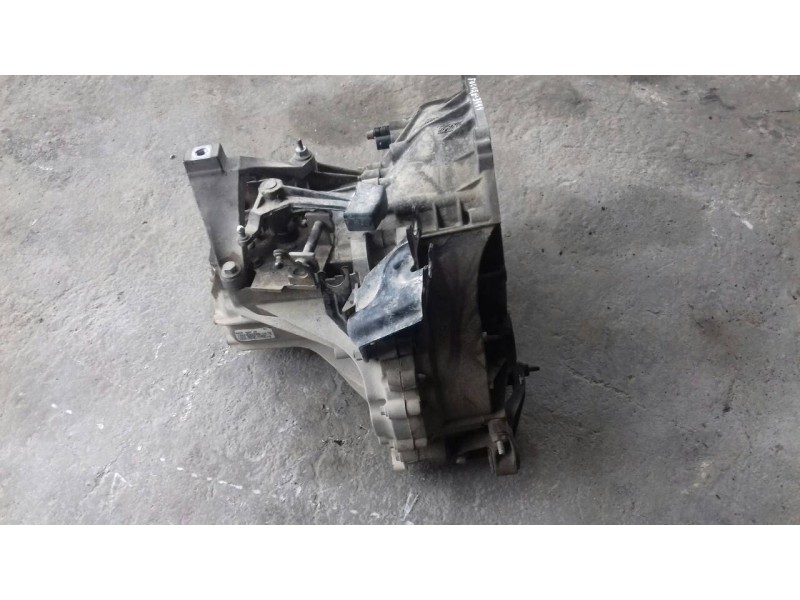 Recambio de caja cambios para ford focus lim. (cb4) titanium referencia OEM IAM 6M5R7002ZB  5 VELOCIDADES