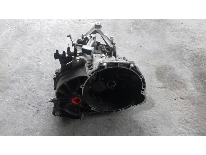 Recambio de caja cambios para ford focus lim. (cb4) titanium referencia OEM IAM 6M5R7002ZB  5 VELOCIDADES