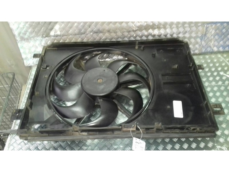 Recambio de electroventilador para citroen c4 picasso feel referencia OEM IAM 9806313280  19995YY0591EP