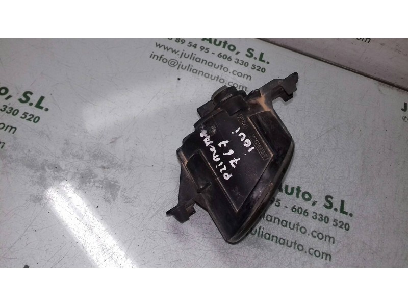 Recambio de faro antiniebla izquierdo para nissan primera berlina (p12) acenta referencia OEM IAM 8200002469  VALEO