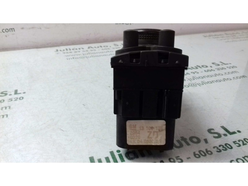 Recambio de mando luces para opel astra h berlina cosmo referencia OEM IAM 13100136  