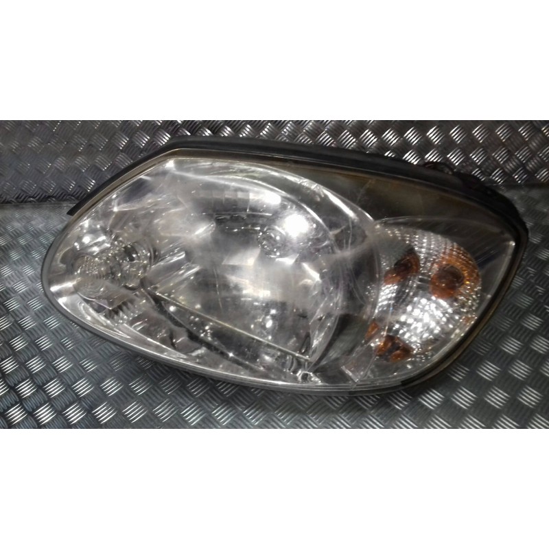 Recambio de faro izquierdo para hyundai accent (lc) gls referencia OEM IAM 9210255 UPM60GF20 