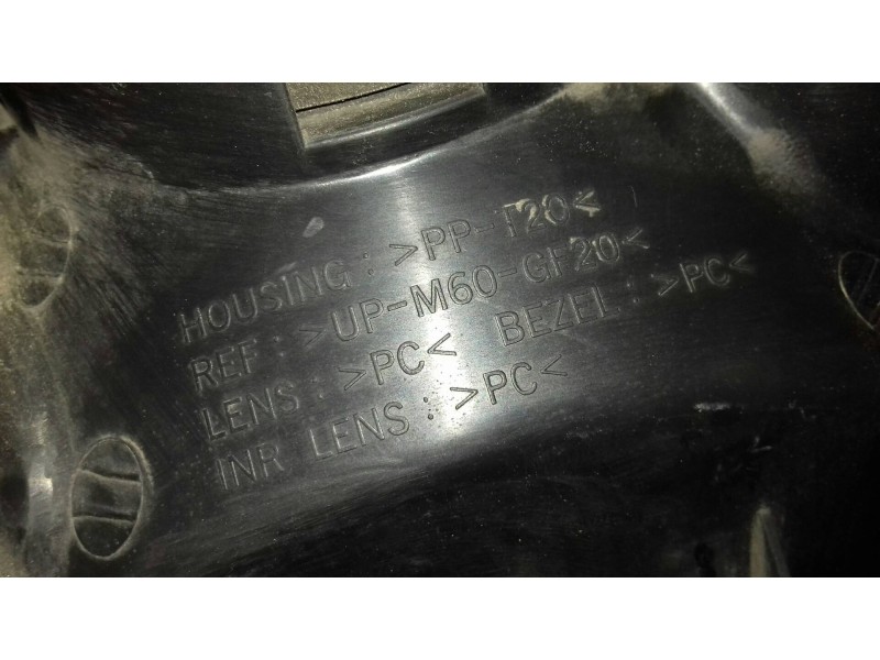Recambio de faro izquierdo para hyundai accent (lc) gls referencia OEM IAM 9210255 UPM60GF20 