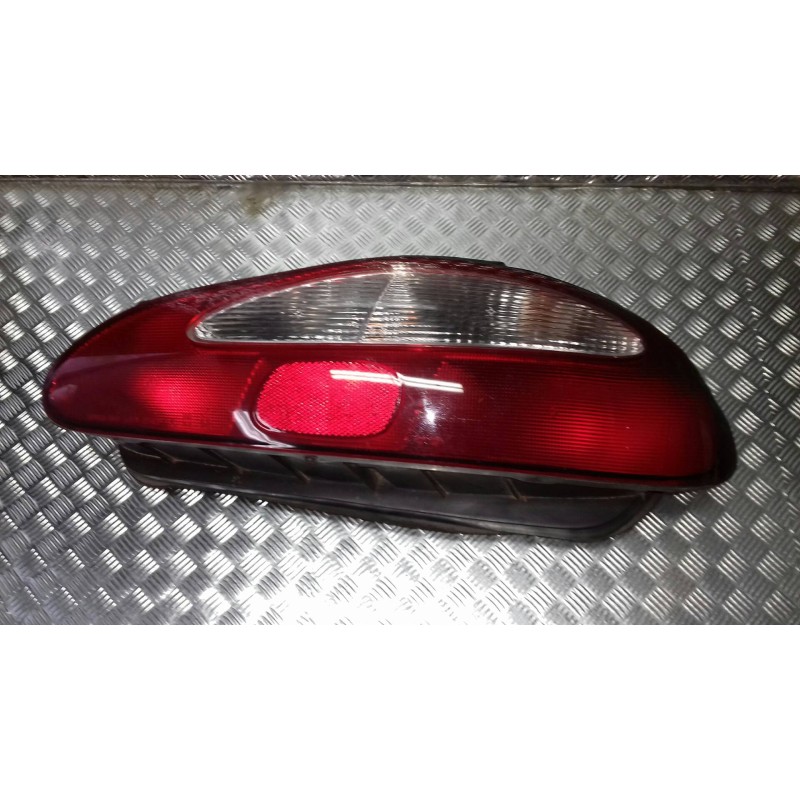 Recambio de piloto trasero derecho para hyundai coupe (j2) 2.0 fx coupe referencia OEM IAM 92402270  