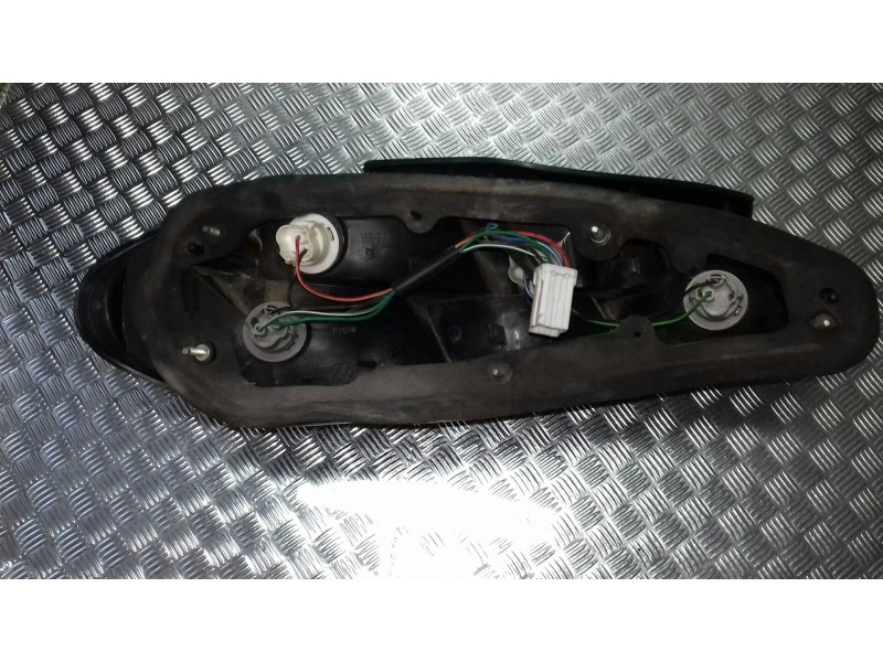 Recambio de piloto trasero derecho para hyundai coupe (j2) 2.0 fx coupe referencia OEM IAM 92402270  